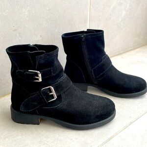 Steve Madden boots